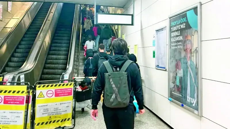 Vezneciler İstasyonu