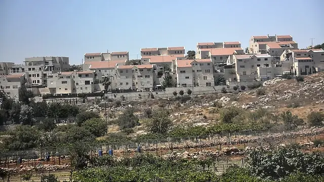 حماس: المشروع الاستيطاني الجديد في قلب الخليل جريمة تهويد ممنهجة