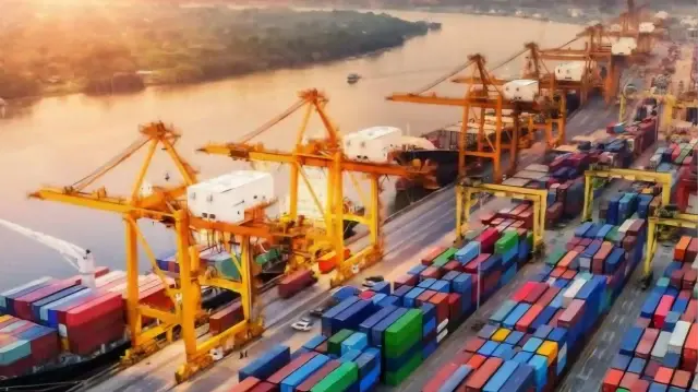 صادرات البضائع التركية تحقق رقما قياسيا خلال أكتوبر

 