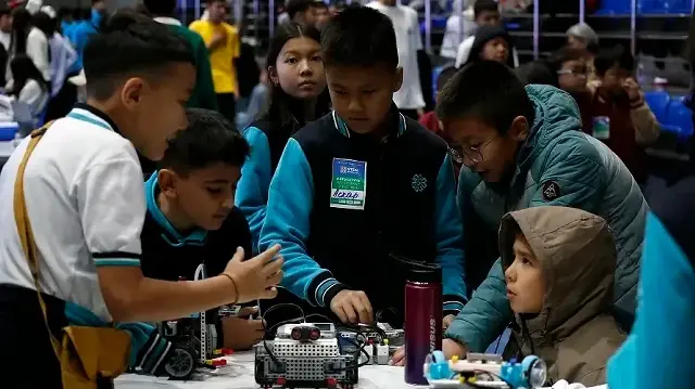 Turkish agency TIKA supports robotics olympiad for Kyrgyz youth