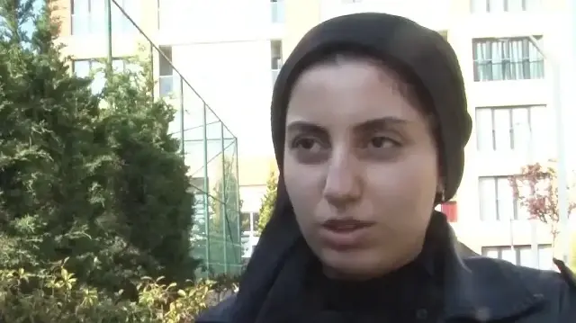 Başörtülü üniversite öğrencisi hocasının hakaretine uğradı; "Bu şekilde temizlikçiye benziyorsun"