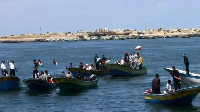 بأمل هش.. عودة محفوفة بالمخاطر لصيادي غزة إلى البحر