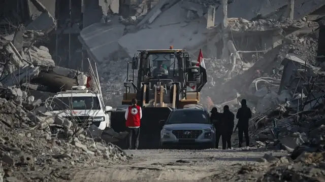 "القسام" تكشف عن خداع أمني إثر اتهامها بفبركة مشهد انتشال جثة أسير