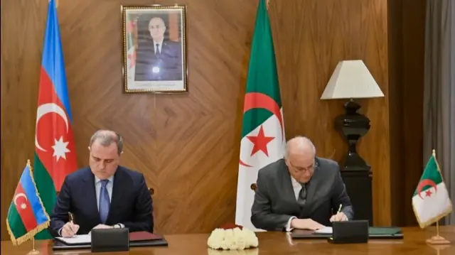 الجزائر وأذربيجان توقعان اتفاقا لإنشاء لجنة اقتصادية مشتركة