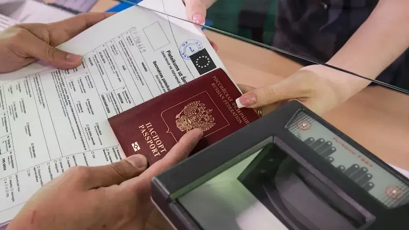 AB Komisyonu: Rus vatandaşlarının vize kısıtlamasına ilişkin ilave adımları gözden geçiriyoruz