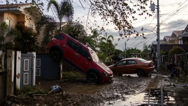 الفلبين.. ارتفاع عدد قتلى إعصار "كالمايجي" إلى 114 شخصا