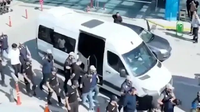 FETÖ’ye yönelik 45 ilde operasyon: 67 şüpheli yakalandı