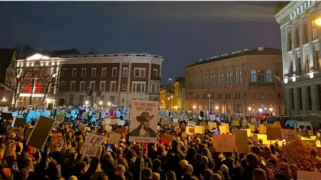 Митинг против выхода Латвии из Стамбульской конвенции о защите женщин
