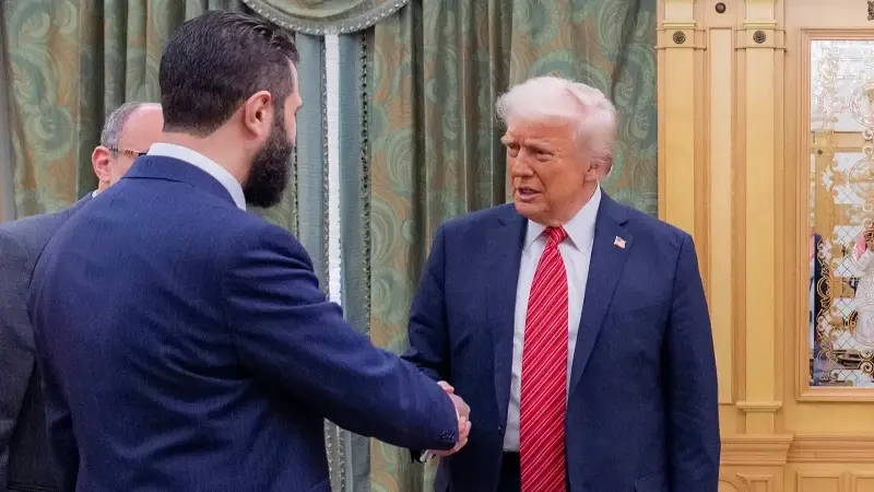 Trump ile Şara'nın geçtiğimiz aylardaki görüşmesinden (Foto: Arşiv)