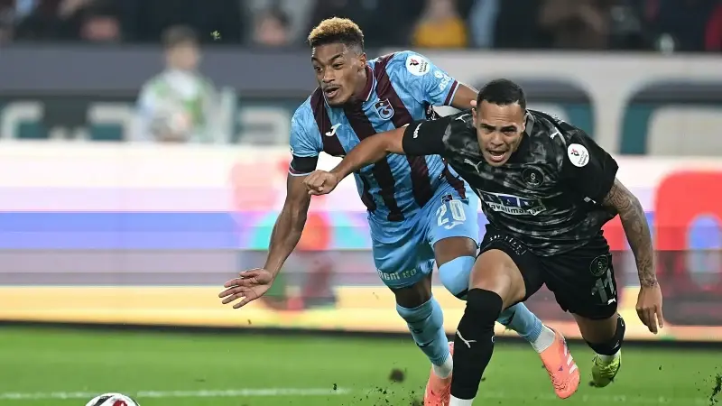 Wagner Pina ile Ruan'ın ikili mücadelesi.