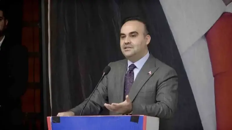Sanayi ve Teknoloji Bakanı Mehmet Fatih Kacır, Kültür ve Kongre Merkezi’nde düzenlenen programda konuştu.