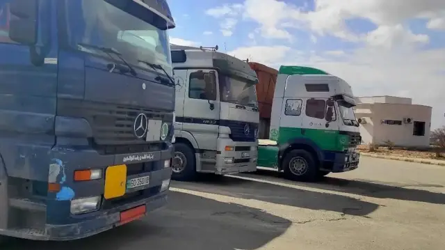 الأردن يرسل 16 شاحنة مساعدات إلى سوريا