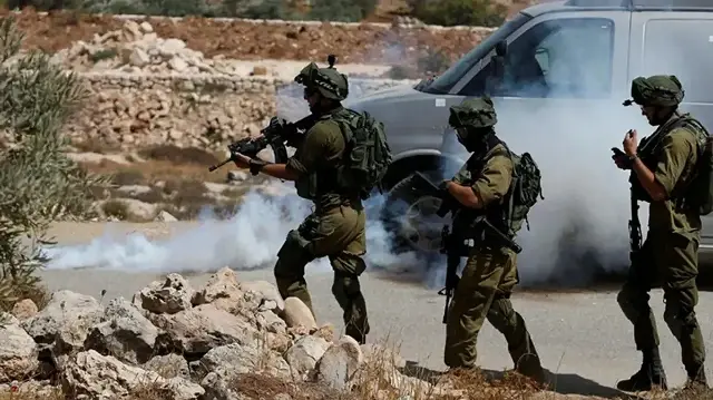 الضفة.. إصابة فلسطيني برصاص جيش الاحتلال الإسرائيلي شمال القدس