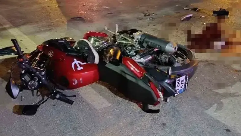 ANTALYA'NIN MANAVGAT İLÇESİNDE OTOMOBİL İLE MOTOSİKLETİN ÇARPIŞTIĞI KAZADA YARALANAN 2 KİŞİDEN ABDURRAHMAN GÖVERCİN TEDAVİ GÖRDÜĞÜ HASTANEDE HAYATINI KAYBETTİ.