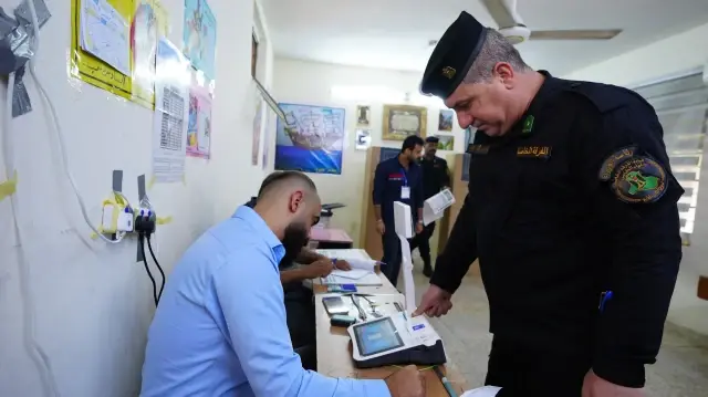 مسؤولون عراقيون: الانتخابات تجري بشفافية عالية ولم يسجل أي خلل
