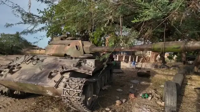 "أطباء السودان": الدعم السريع حرقت ودفنت مئات الجثث بالفاشر