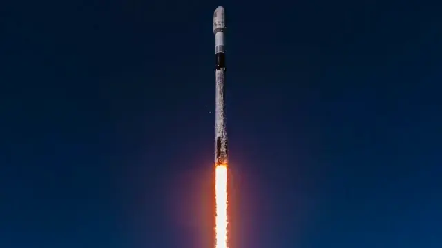 ASELSAN a placé en orbite basse son satellite LUNA-1 grâce à une Falcon-9, ouvrant la voie à de nouvelles capacités IoT spatiales et à une connectivité élargie.