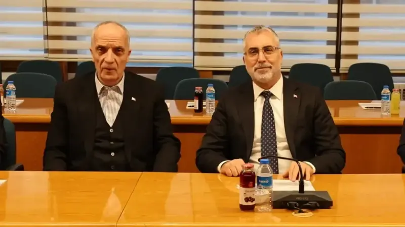 Türk-İş Başkanı Ergün Atalay - Çalışma ve Sosyal Güvenlik Bakanı Vedat Işıkhan