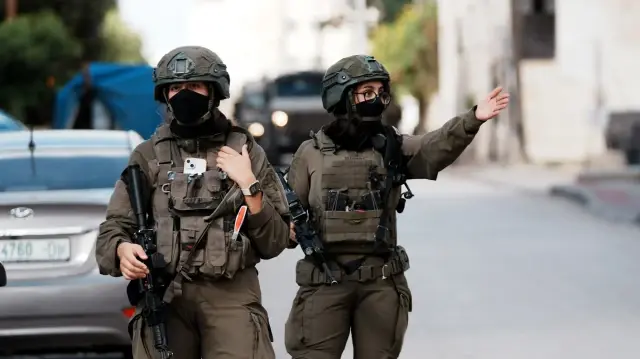 Israeli raid in West Bank's Al-Bireh wounds five Palestinians