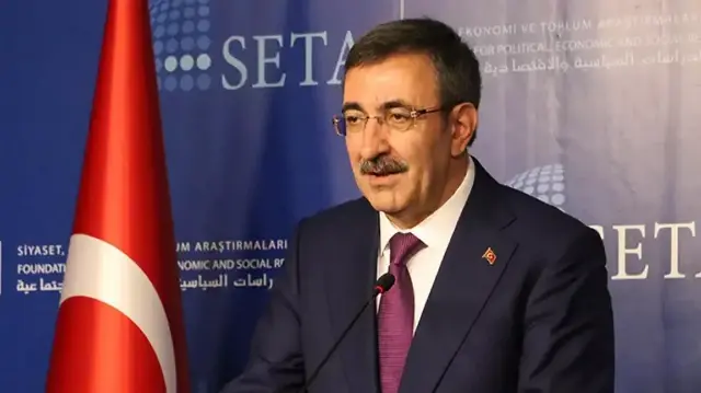 يلماز يثني على دقة المسيرة "قزل ألما" في إصابة هدف جوي