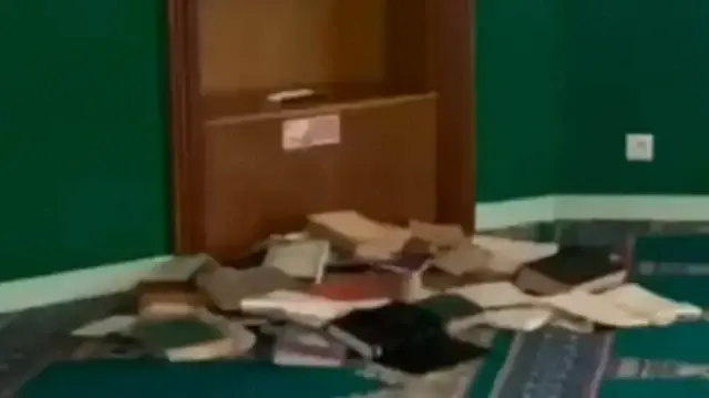  فرنسا.. هجوم عنصري يستهدف مسجدًا وجمعية تابعة لـ"ديتيب"  