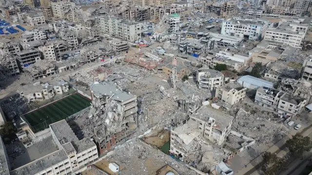 Les ruines de l'Université Al-Aqsa, la seule université publique de la bande de Gaza, le 29 novembre 2025. Israël a tué plus de 350 palestiniens à Gaza depuis la mise en vigueur du cessez-le-feu.