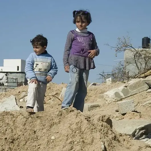 مسؤول أممي: أطفال غزة الأكثر عرضة لخطر مخلفات الحرب
