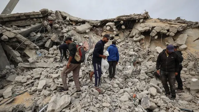 Израильский снайпер убил палестинца на севере Газы.