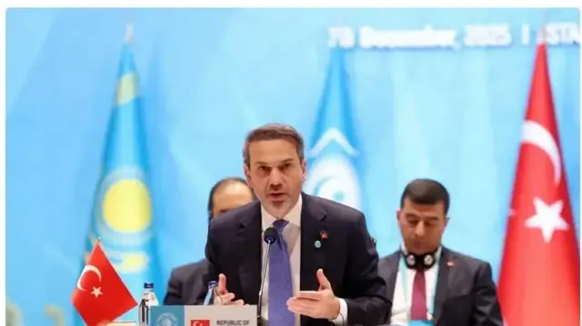 Алпарслан Байрактар