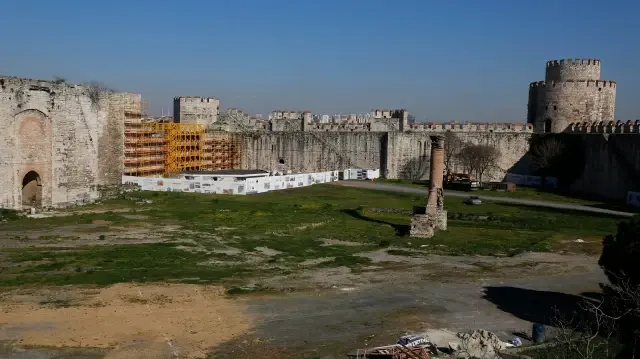 بالترميم والبناء.. بلدية الفاتح في إسطنبول تستعيد تراثها الضائع 