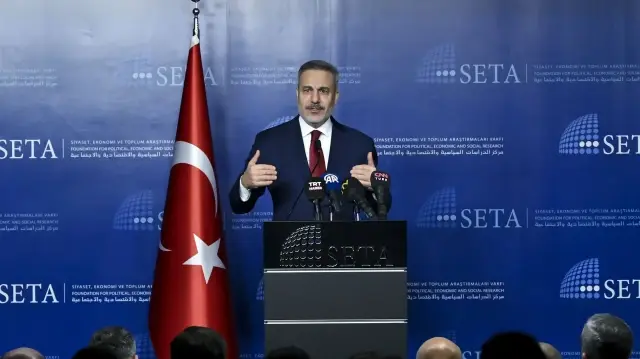 Türkiye's FM Fidan stresses unity as key to Syria's new chapter