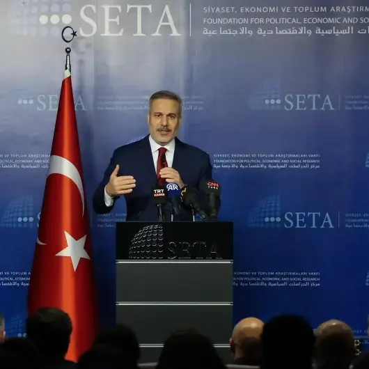 فيدان: هناك علاقة بين التحركات الإسرائيلية بسوريا وعدم اندماج "قسد"