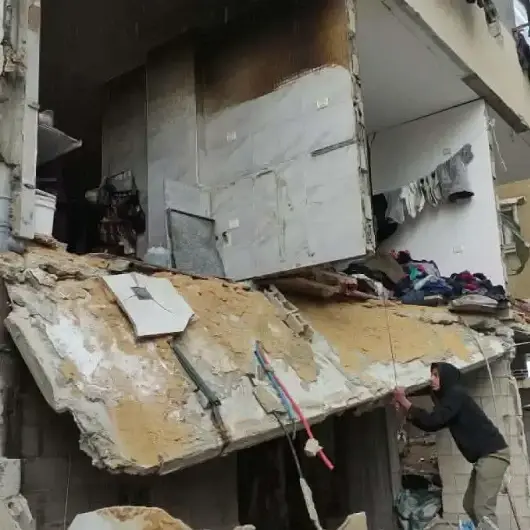 انهيار 3 مبان في مدينة غزة بعد أمطار غزيرة