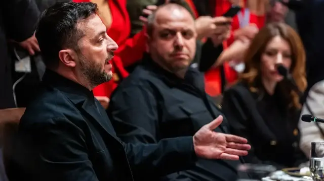 Президент Украины Владимир Зеленский и секретарь Совета национальной безопасности Рустем Умеров