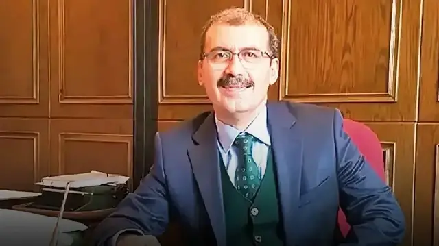 Küfürbaz hakimin derin bağları: Hakareti bırak bunlara cevap ver