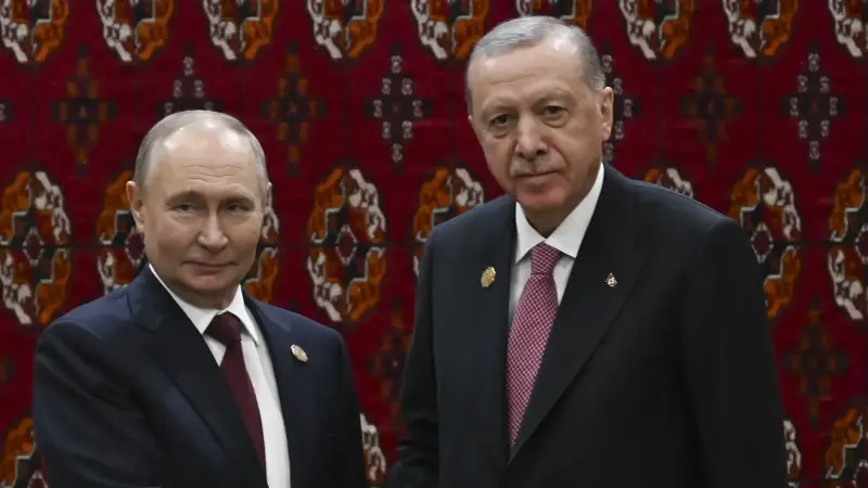 Türkmenistan'da kritik zirve.