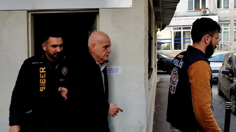 Ahmet Çakar gözaltı sürecinde sağlık sorunları yaşamıştı. 