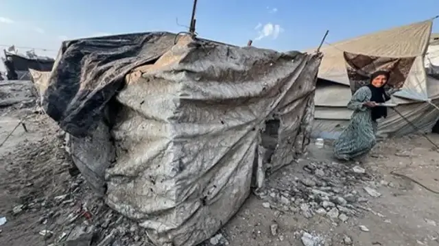 عشائر غزة تطالب بإدخال كرفانات إيواء بدلا من الخيام المهترئة