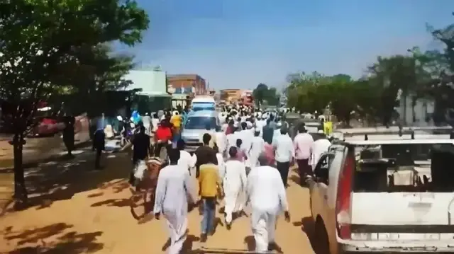 السودان.. مظاهرات في عدة مدن دعما للجيش