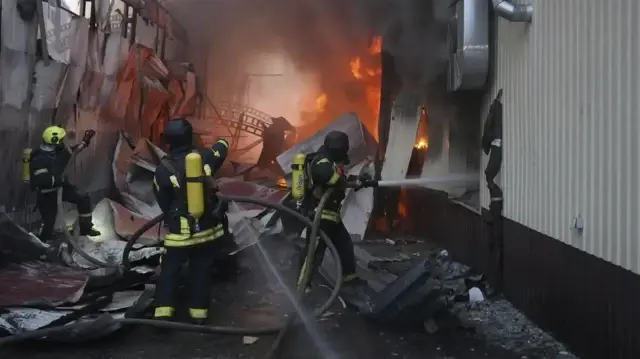 روسيا تؤكد مقتل شخصين في هجوم بطائرات مسيرة من أوكرانيا