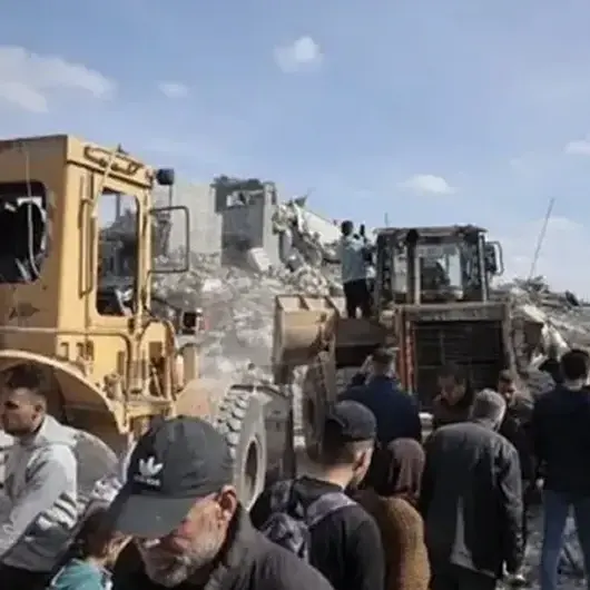 الدفاع المدني بغزة ينتشل جثامين 11 فلسطينيا ويقدّر الأضرار المادية بالملايين