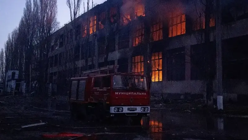 Rusya 30 füze ve 450'den fazla İHA ile saldırı düzenledi