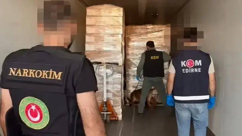 Olaya ilişkin şüpheliler O.A. ve A.B. gözaltına alındı.