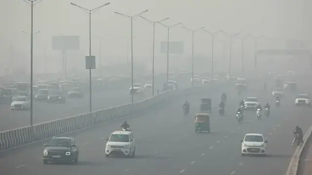 Delhi air quality plunges to severe level, triggers emergency measures