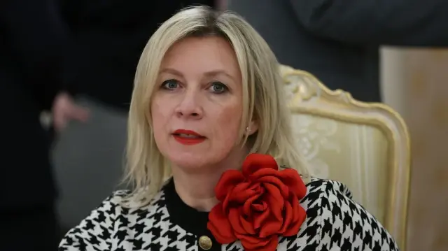 La porte-parole du ministère russe des Affaires étrangères, Maria Zakharova, assiste à une réunion entre le ministre russe des Affaires étrangères et son homologue indien à Moscou, le 17 novembre 2025.