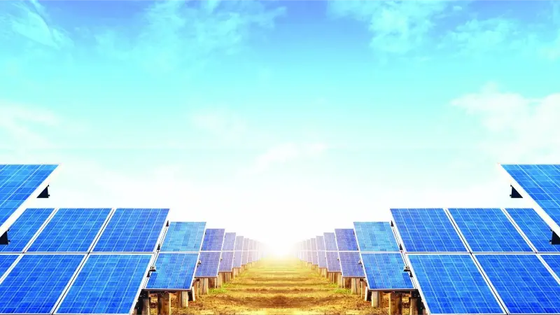 Saatte 10 dönüm GES kuruyoruz