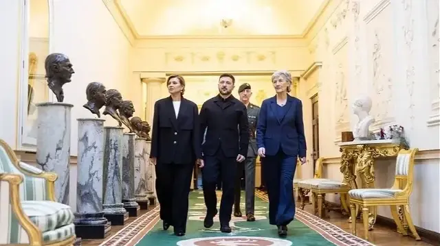 Президент Украины Владимир Зеленский и первая леди Елена Зеленская с президентом Ирландии Кэтрин Коннолли, Ирландия, 2 декабря 2025 года