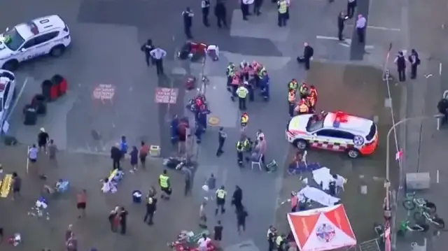 حملے میں 50 سالہ باپ ساجد اکرم اور اور 24 سالہ نوید اکرم ملوث تھے۔