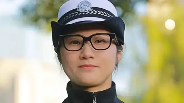 ИИ-очки для дорожной полиции Китая