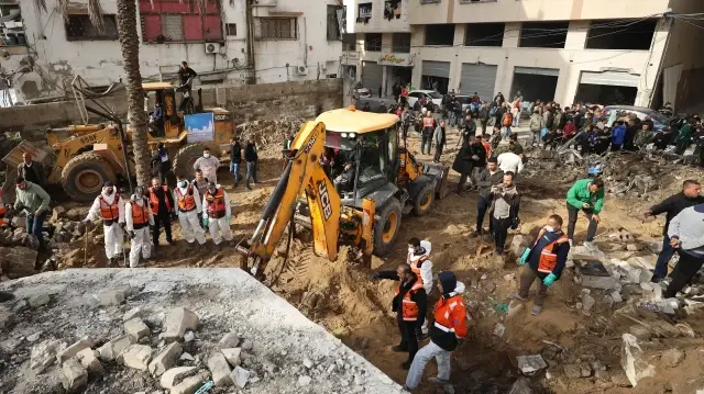 EU commissioner calls for aid to 'flood Gaza,' not enter 'drop by drop'